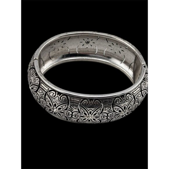 Brighton Etched Floral Design Swarovski Crystal Wide Hinged Clamper Bracelet - Picture 2 of 6